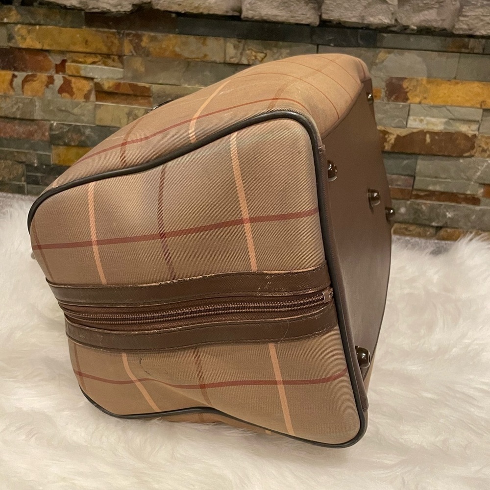 Vintage Burberrys Nova Check Travel Boston Bag - Picture 8 of 16
